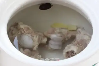 Make The sea belt has a bone soup step 3