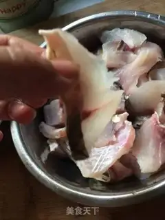 Make Onion-oiled fish step 0