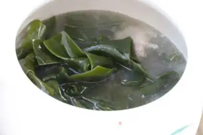 Make The sea belt has a bone soup step 6