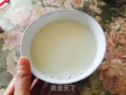 Make Hand grab cake step 4