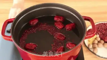 Make Red date soup step 2