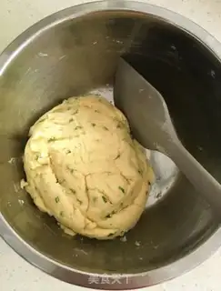 Make Onion cookies step 6
