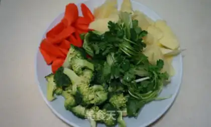 Make Chicken soup and vegetables step 8