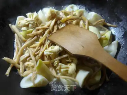 Make A thousand bouquets of veggies step 5