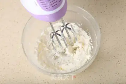 Make Coconut flower bread step 4