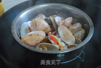 Make Cool chicken coronal step 1