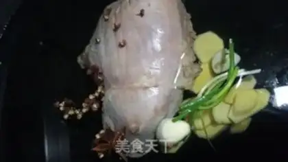 Make Quick hands with beef step 1