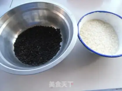 Make Black rice congee step 0