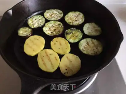 Make Vegetable salt pie step 6