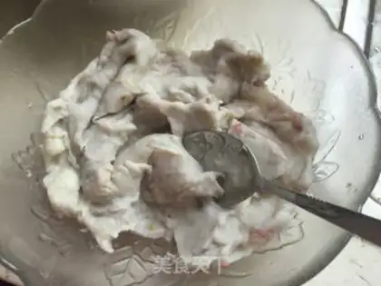 Make Emerald potato shrimp balls step 1