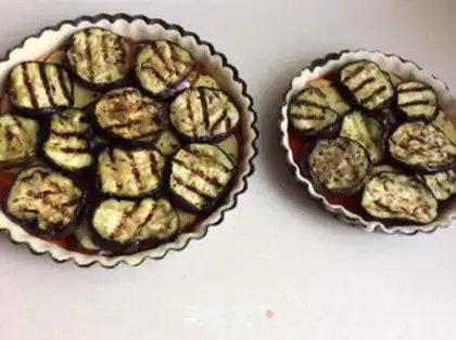 Make Vegetable salt pie step 11