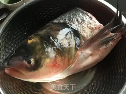 Make Dried fish head step 0