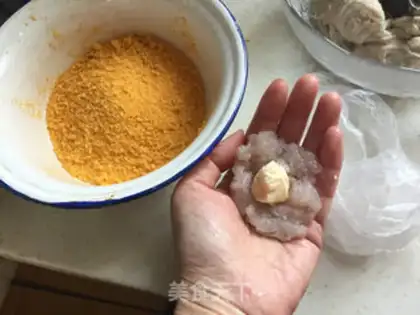 Make Emerald potato shrimp balls step 5