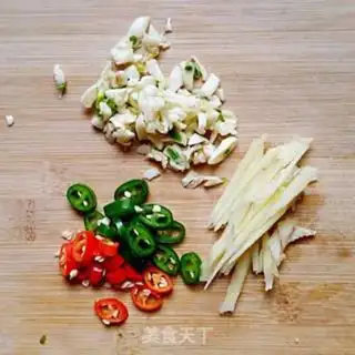 Make Sour soup, fat cow step 0