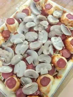 Make A full sausage cheese pizza step 26