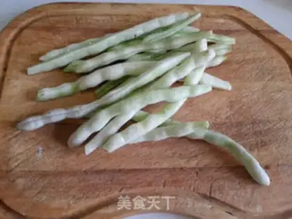Make Soy potatoes, fried chicken step 0
