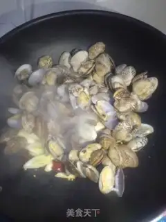 Make Onion pop clams step 4