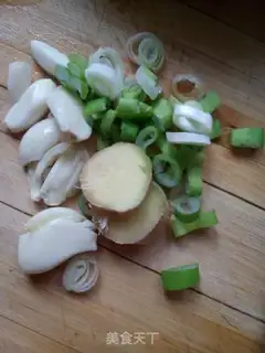 Make Powder pork stew step 1