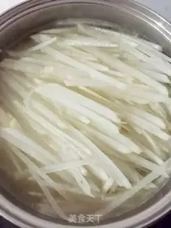 Make The warm radish crotch soup step 15