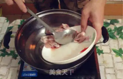 Make Pork bouquet soup step 1