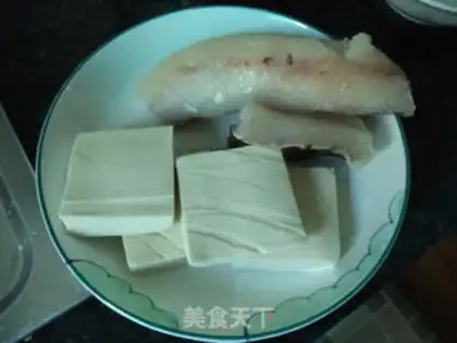 Make Spicy fish step 0