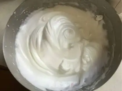 Make Tea strawberry rolls step 3