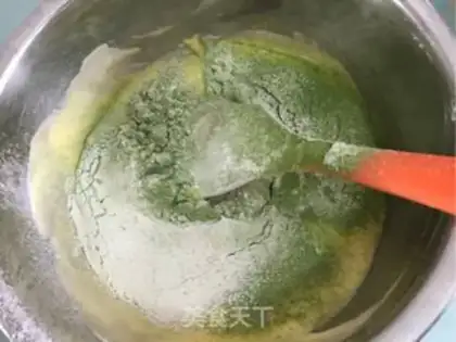 Make Tea strawberry rolls step 5