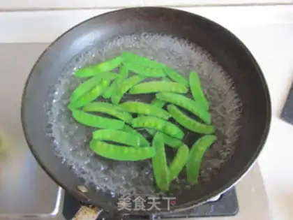 Make Shrimp cakes step 3