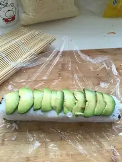 Make Avocado sushi step 9