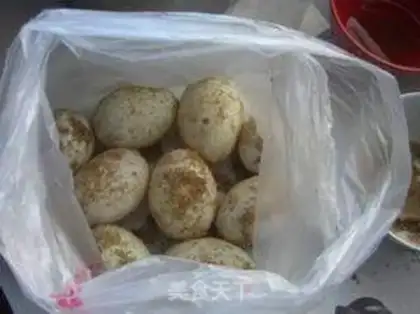 Make Pickled duck eggs step 6