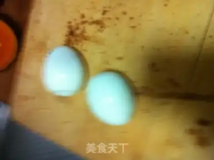 Make Eggs and eggs step 5