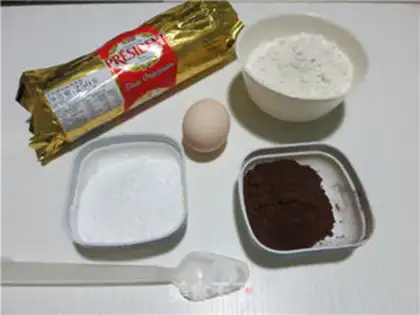 Make Vienna cocoa cookies step 0