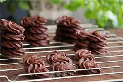 Make Vienna cocoa cookies step 14