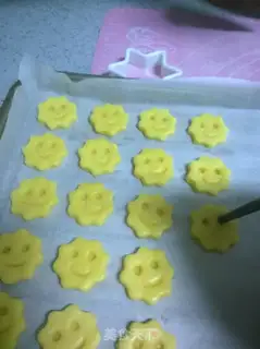 Make A smiley cookie step 5