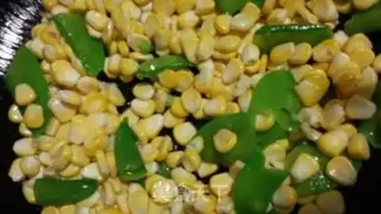 Make Corn fried Dutch beans step 2