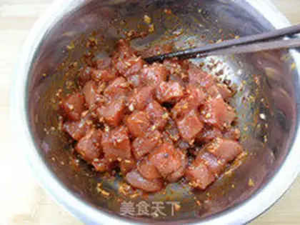 Make Pineapple pork string step 2