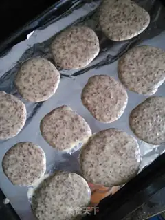 Make A linen seed wafer step 6