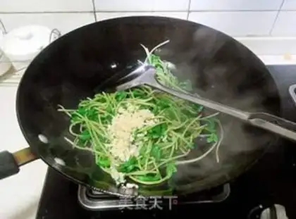 Make Garlic black bean seed step 4