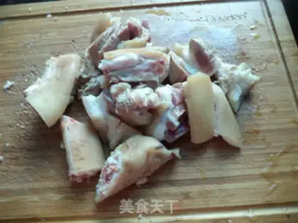 Make Dry-dry red dates, pigs