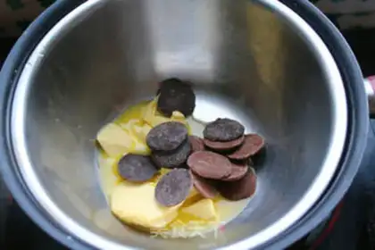 Make Chocolate lava cake step 2