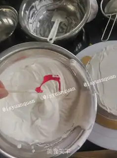Make Six-inch cream birthday cake step 15