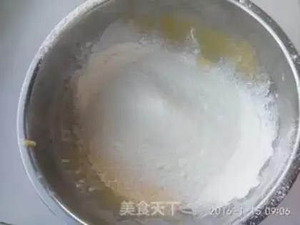 Make Strawberry jam cake rolls step 3