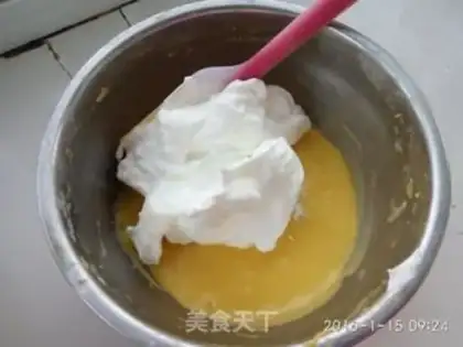 Make Strawberry jam cake rolls step 9