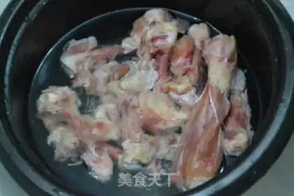 Make Chicken bone soup pan step 0