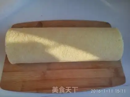 Make Strawberry jam cake rolls step 22