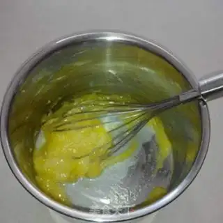 Make Salad sauce step 2