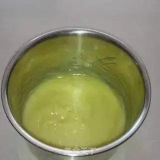 Make Salad sauce step 3