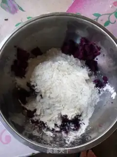 Make Potato buns step 2