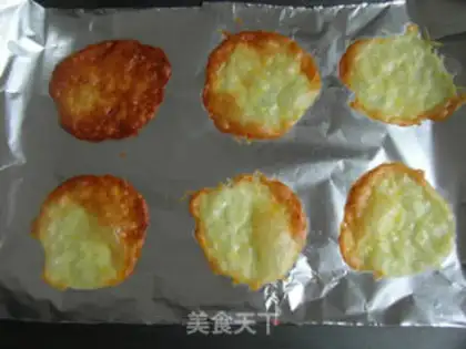 Make Watermelon cheese chip step 2