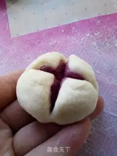 Make Potato buns step 9